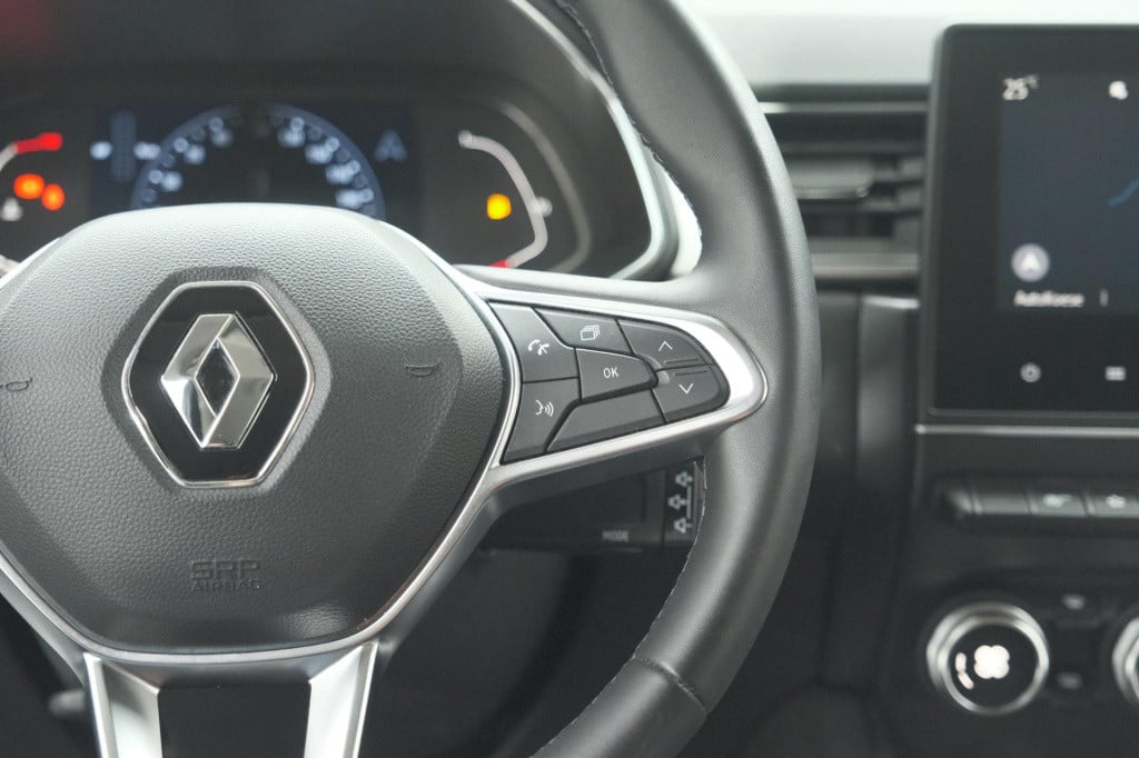 Renault Captur tce 90 intens | camera | navigatie | parkeersensoren | apple