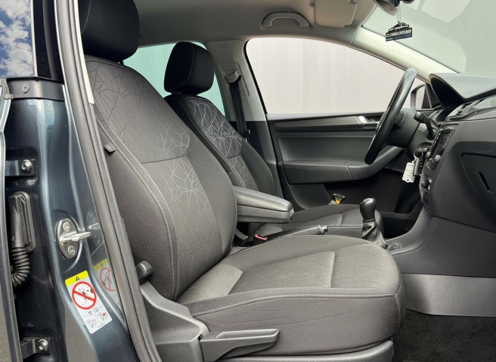 Skoda Rapid spaceback 1.0 tsi greentech clever