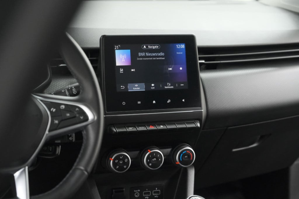 Renault Clio tce 90 zen | parkeersensoren | navigatie | apple carplay