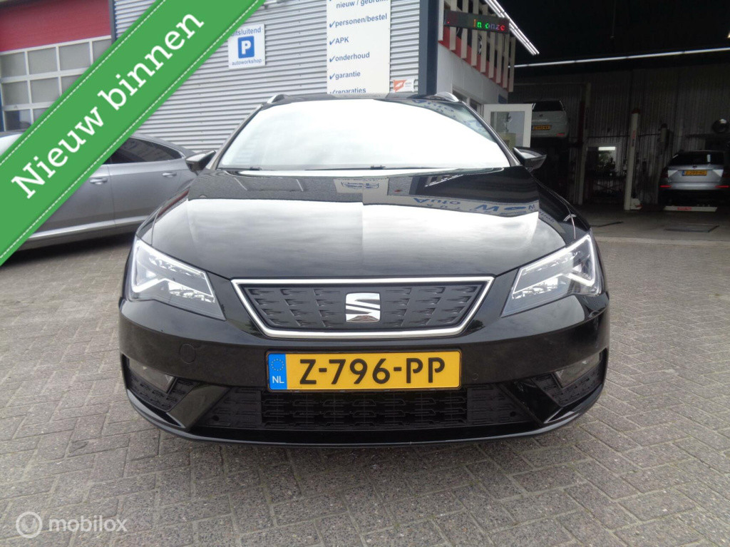 Seat Leon Sportstourer st 1.0 ecotsi style business/airco/led/pdc/automaat 