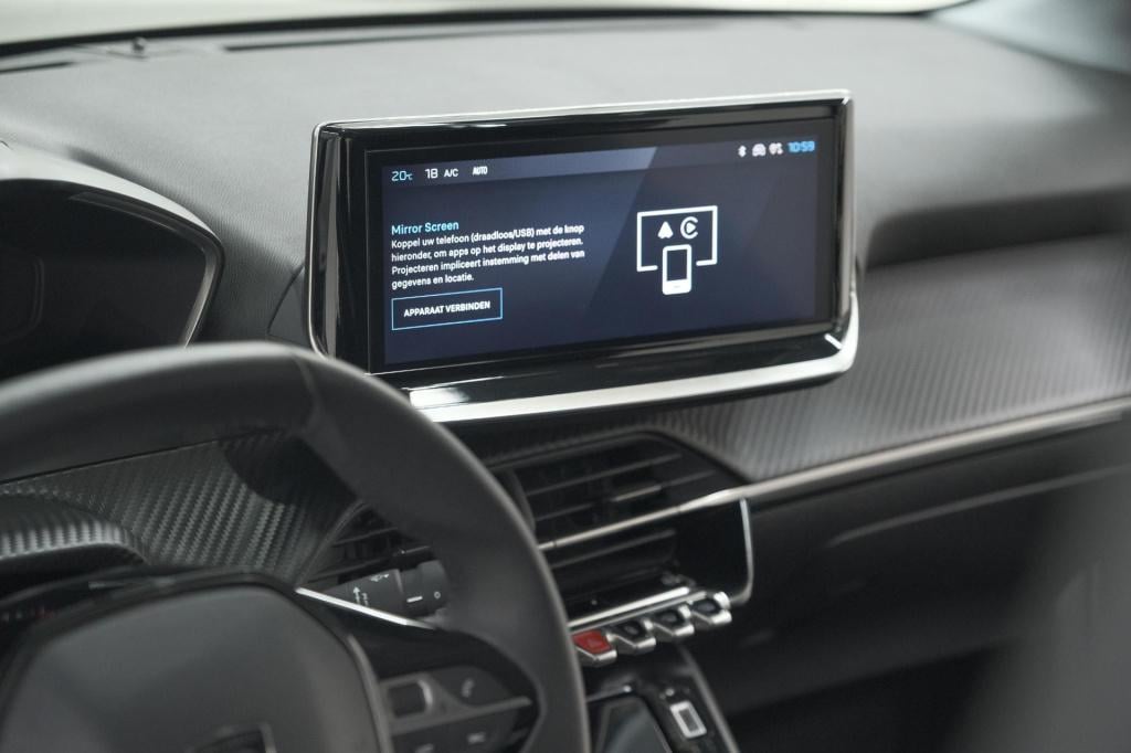 Peugeot 208 puretech 100 allure | parkeersensoren | navigatie | apple carpl