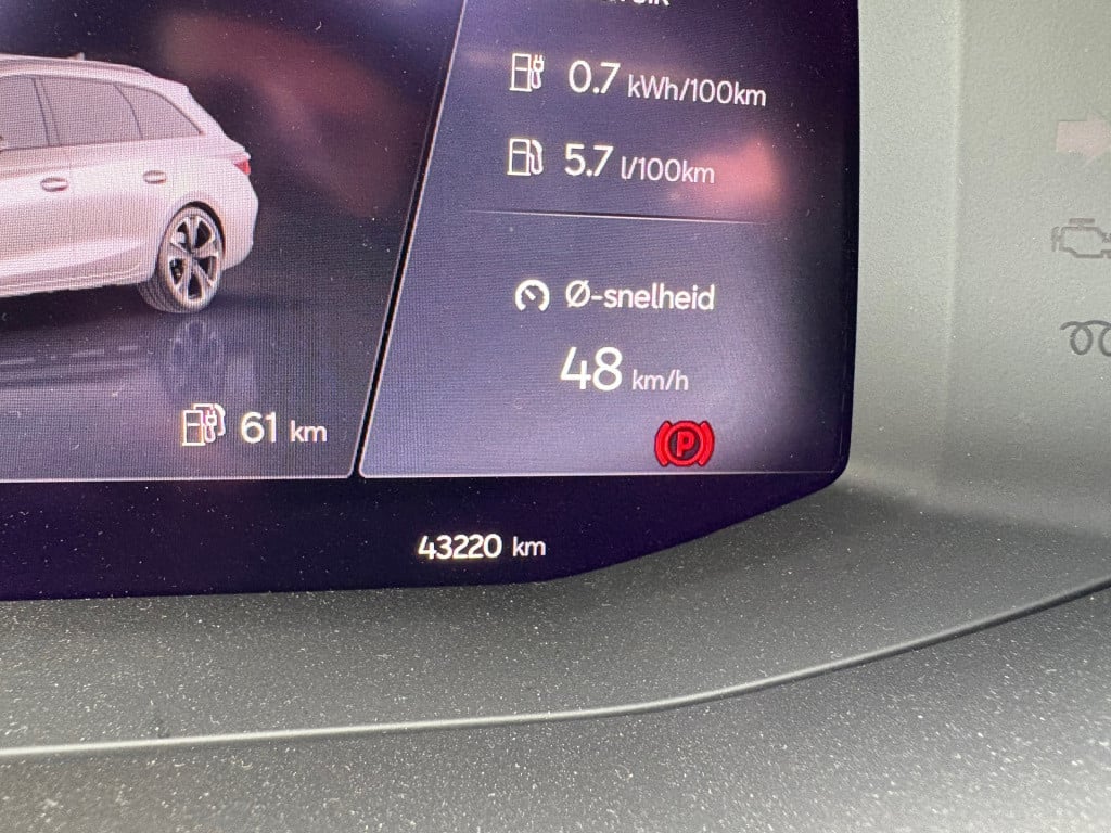 Cupra Leon Sportstourer 1.4 e-hybrid vz copper edition