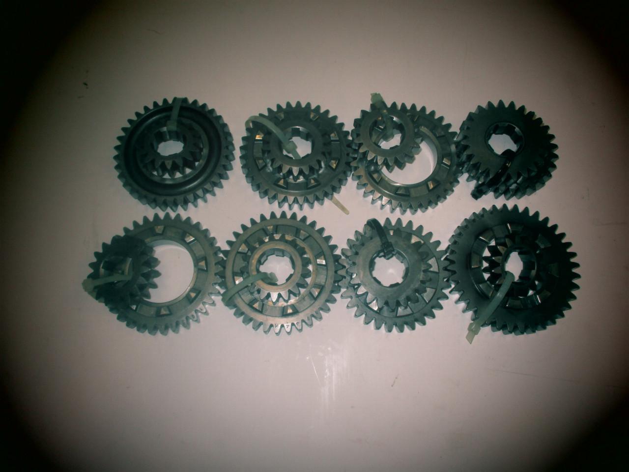 Tandwielen  Hewland versnellingsbak Formule Ford 1600+ diverse onderdelen