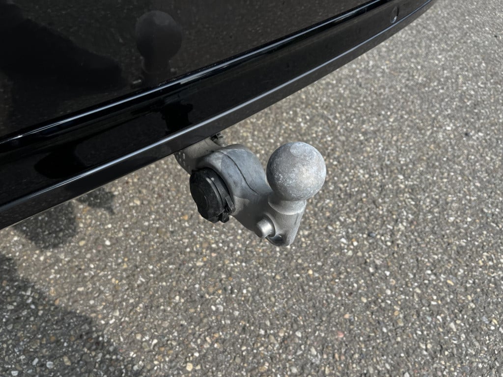 Volvo XC90 2.0 t8 plug-in hybrid awd ultimate dark | luchtvering | bowers &