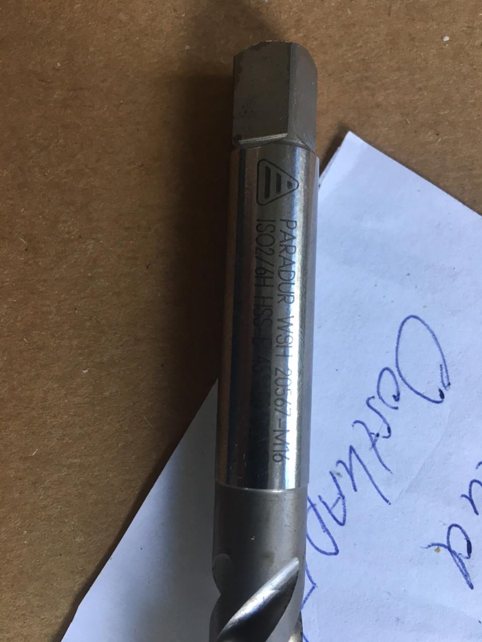Walter machinetap M16