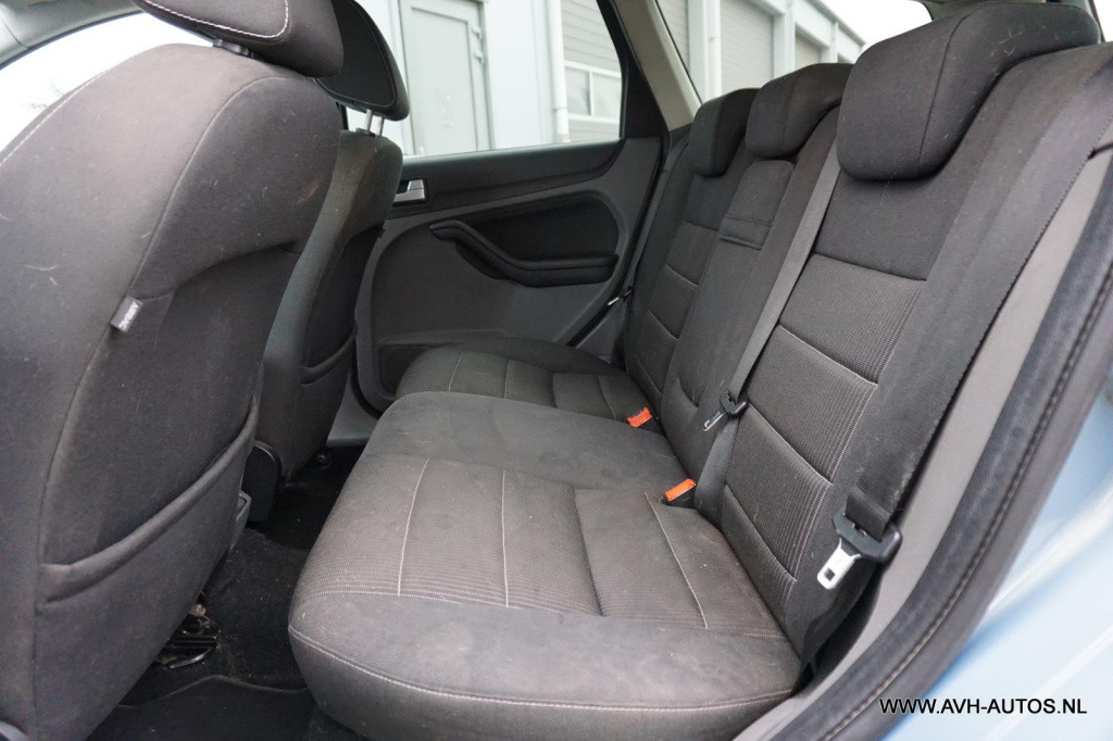Ford Focus wagon 1.6 titanium