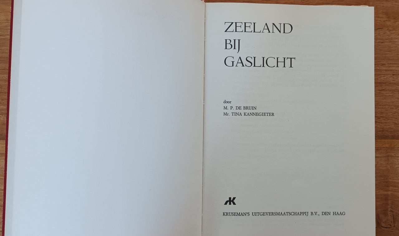 Zeeland bij gaslicht Zeeuws boek