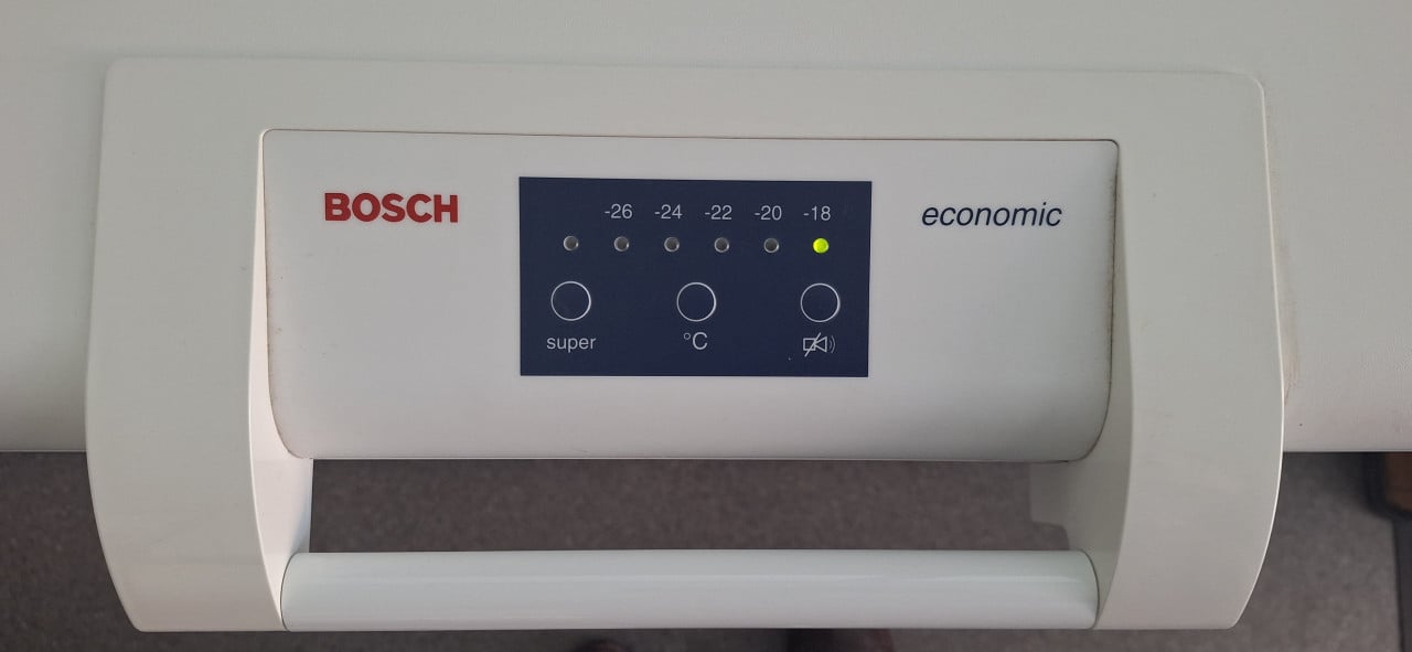 Zuinige Bosch A+ economic diepvries netto 400 liter i.z.g.st