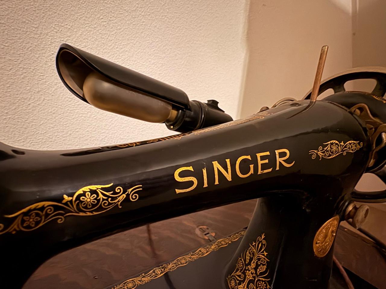 Singer naaimachine-kast