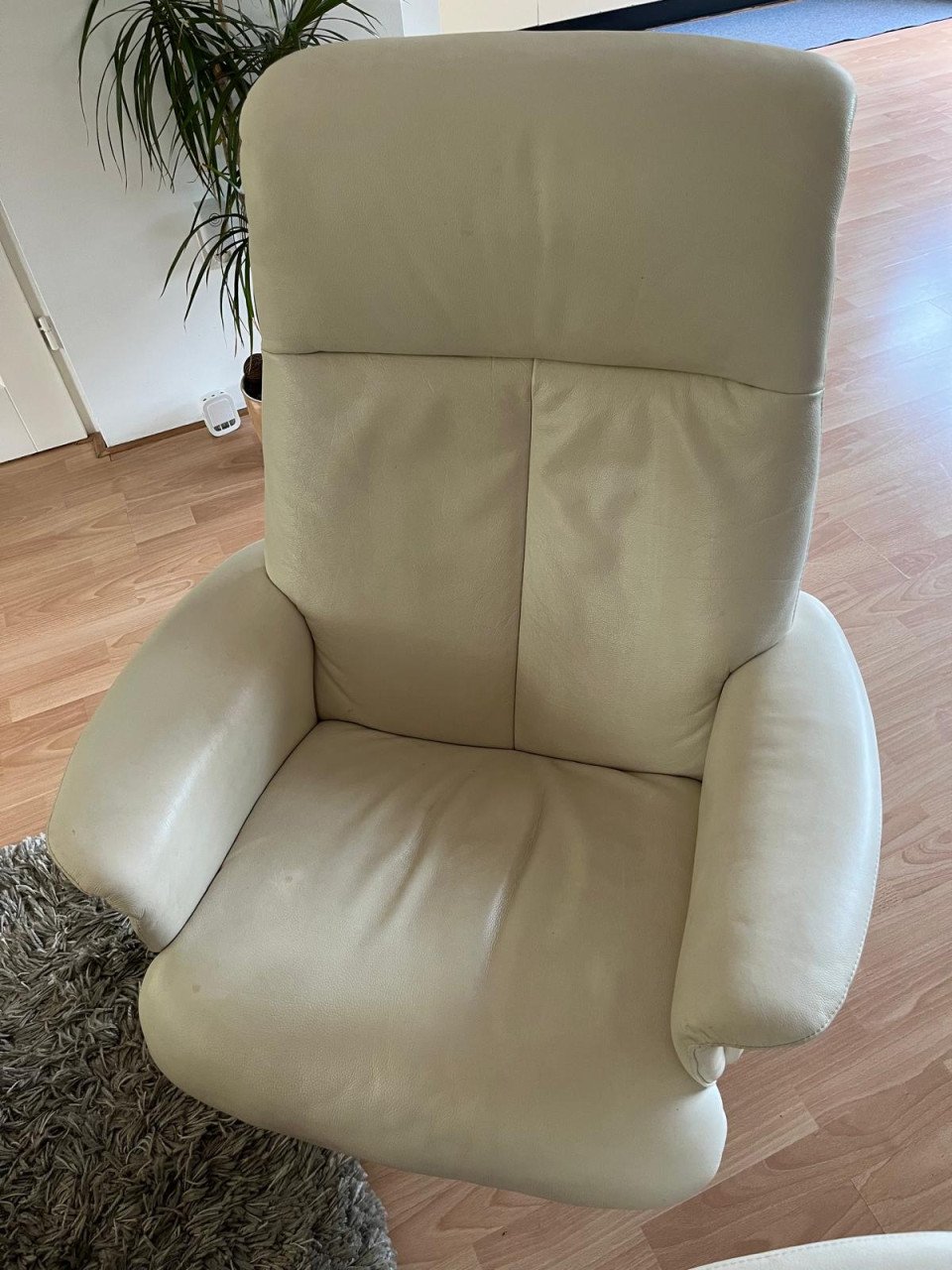 2 leren draai fauteuils