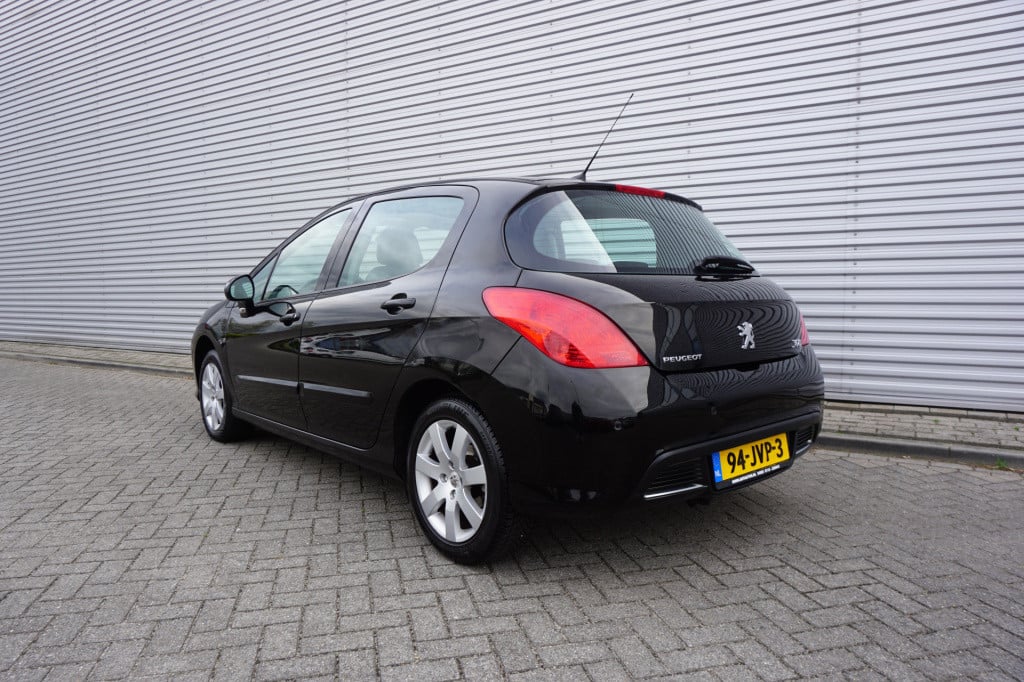 Peugeot 308 1.6 vti xt airco / cruise / stoelverw. / elektr. ramen / parkee