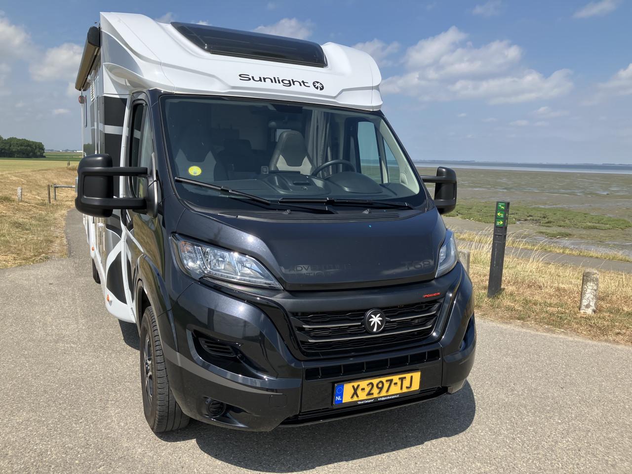 Te koop schitterende goed onderhouden 4 pers camper, Sunlight T68 (2023)