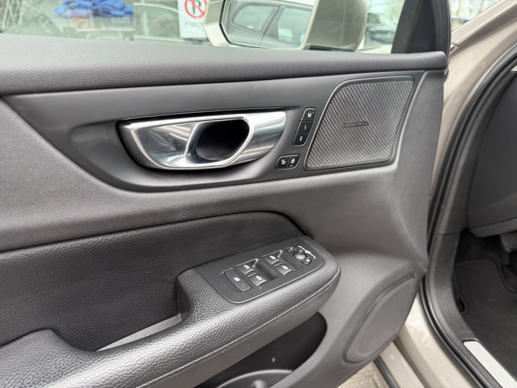 Volvo V60 2.0 b3 business pro