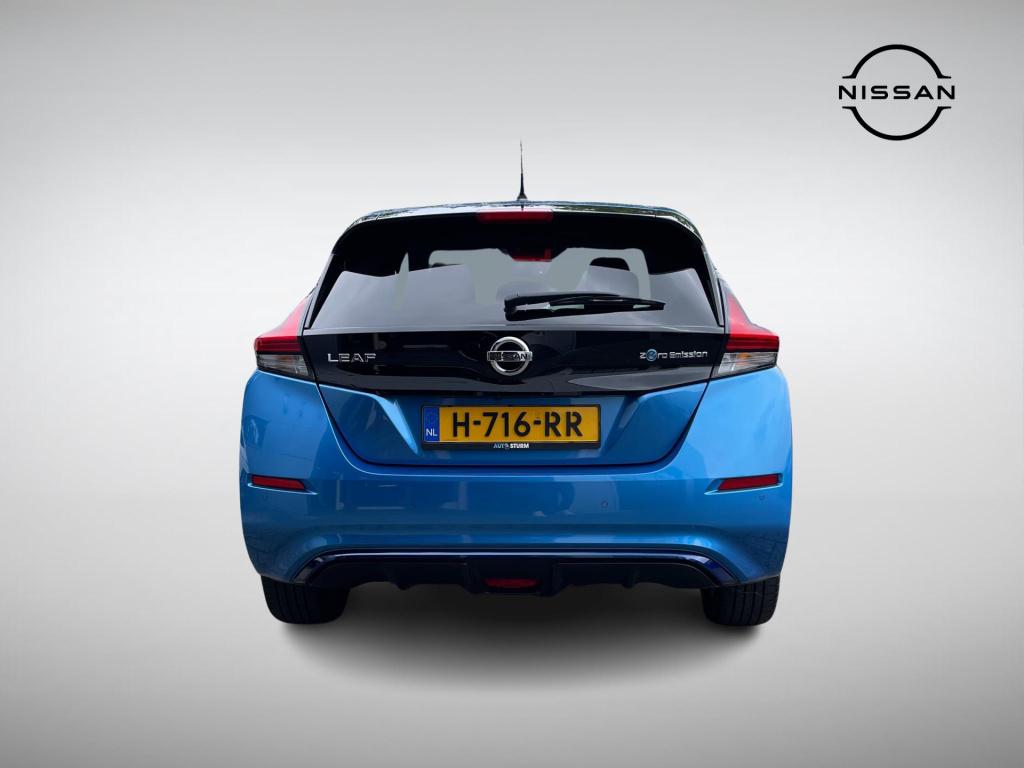 Nissan Leaf n-connecta 40 kwh soh 84% | navigatie | 360° camera | stuur- + 
