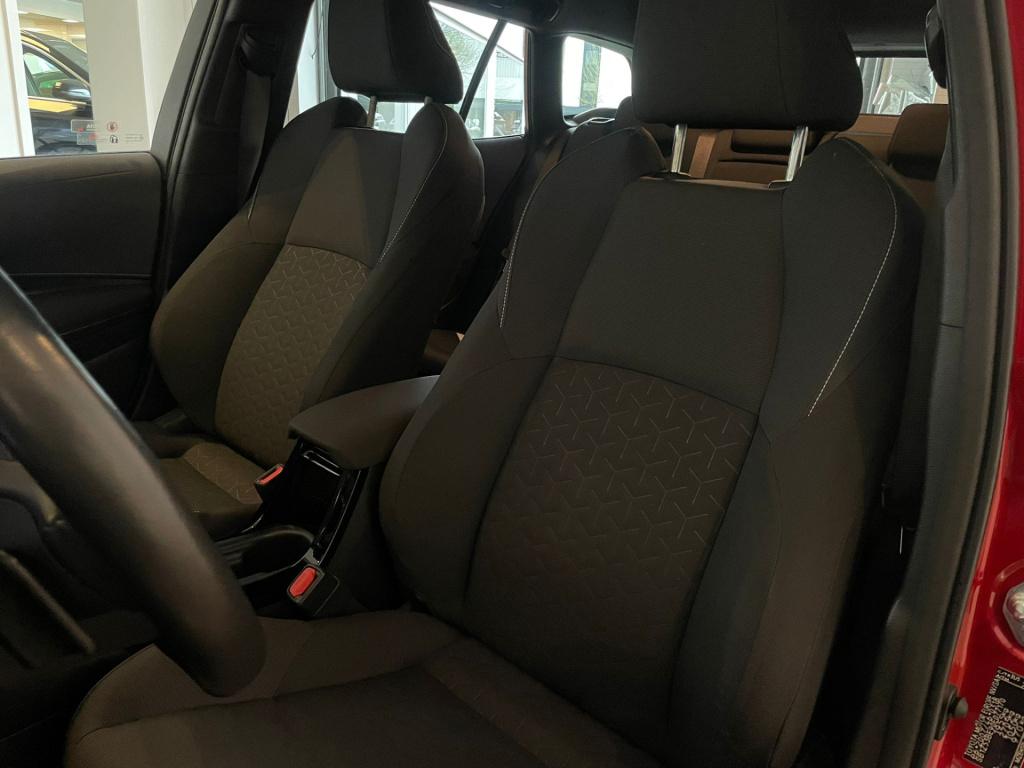 Toyota Corolla Touring Sports 2.0 hybrid teamde