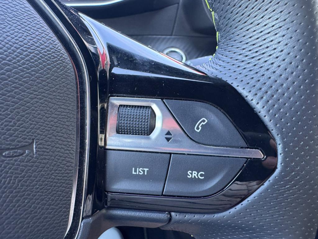 Peugeot 208 ev gt 50 kwh