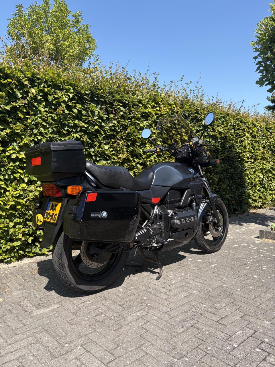 BMW K75