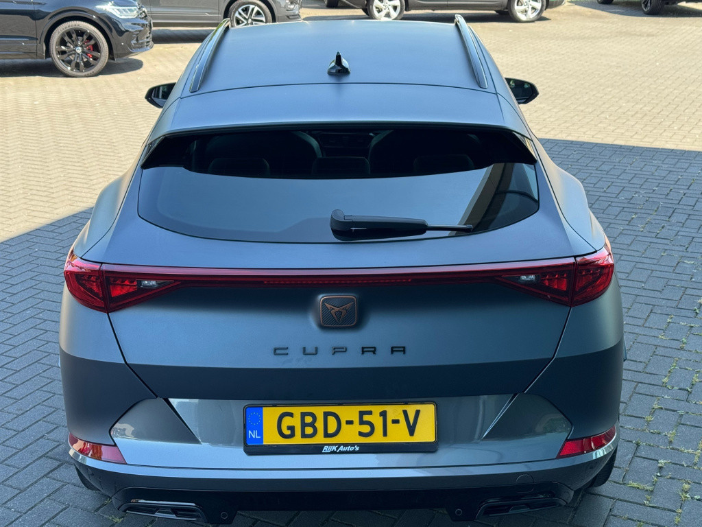 Cupra Formentor 1.4 e-hybrid business * matt grijs * navigatie * trekhaak