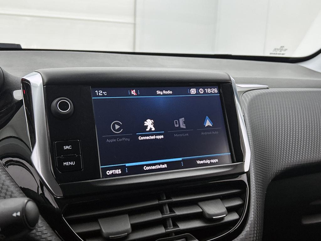 Peugeot 2008 110 pk signature | rijklaar | navigatie | parkeersensoren | lm