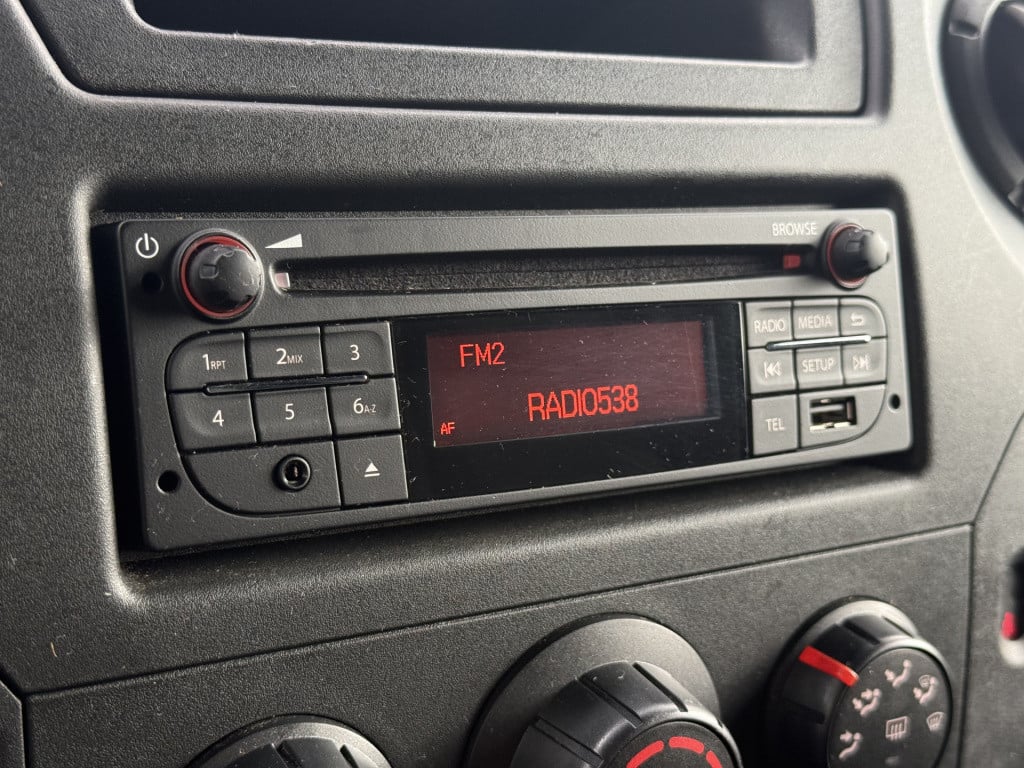 Renault Master t35 2.3 dci l2h2 energy | trekhaak | camera | airco | pdc