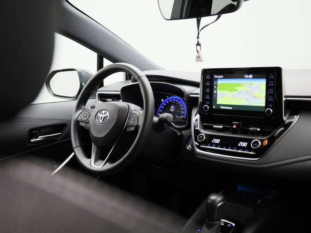 Toyota Corolla 1.8 hybrid business plus | automaat | stoel verwarming | par
