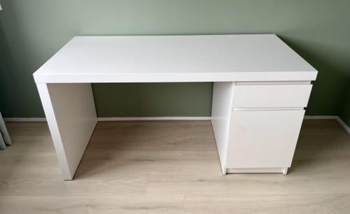 IKEA Malm Buro als nieuw!