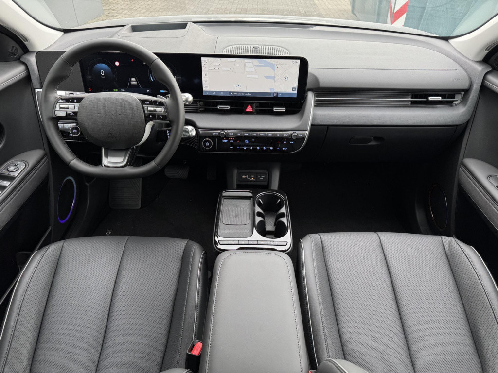 Hyundai Ioniq 5 connect+ 84 kwh nieuw model + 20'' velgen
