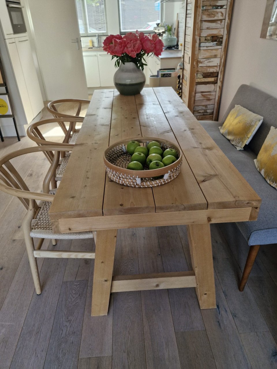 Eettafel te koop