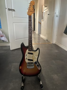 Te koop Fender Mustang '73