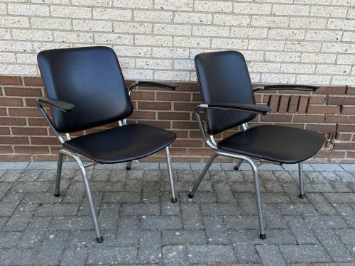 2 vintage Gispen fauteuils gebroeders de Wit SET