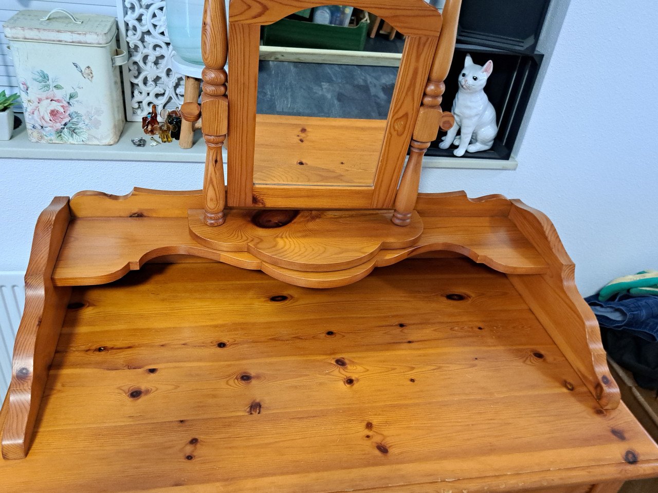 Mooie vintage, massief grenen kaptafel met opzetstuk en spiegel