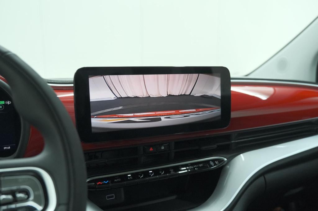 Fiat 500 icon 42 kwh | camera | 17" velgen | keyless start | navigatie | ap