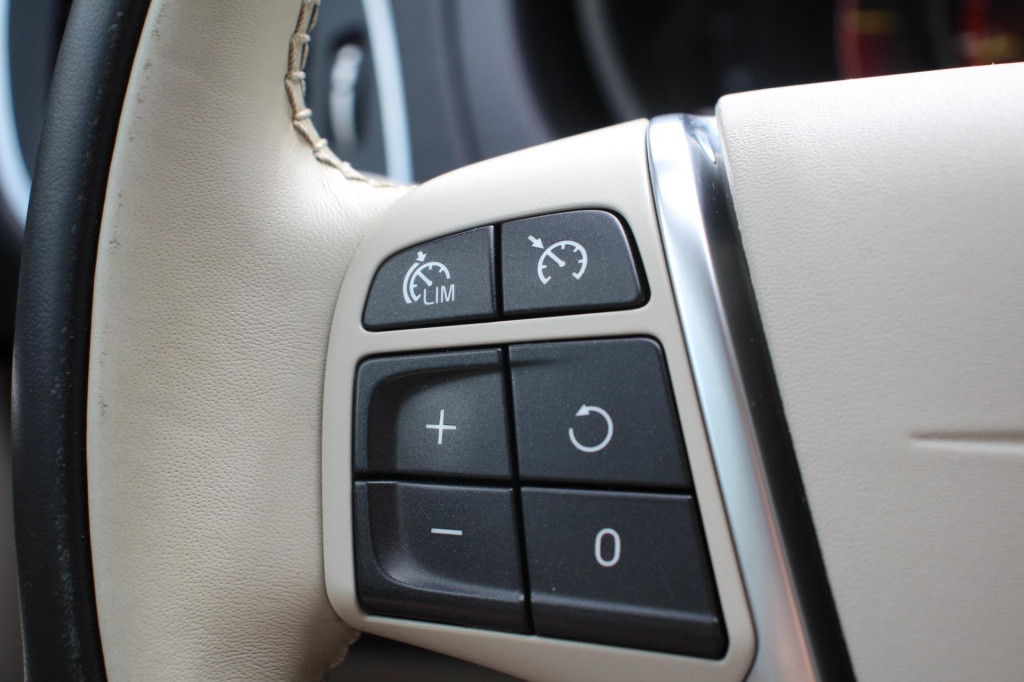 Volvo V40 2.0 t2 inscription - 122pk - leder - 17inch - navi - full led - c