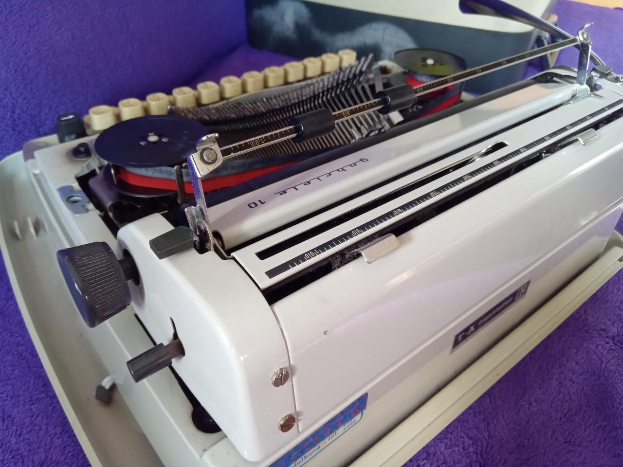 Typmachine Triumph Gabriele 10