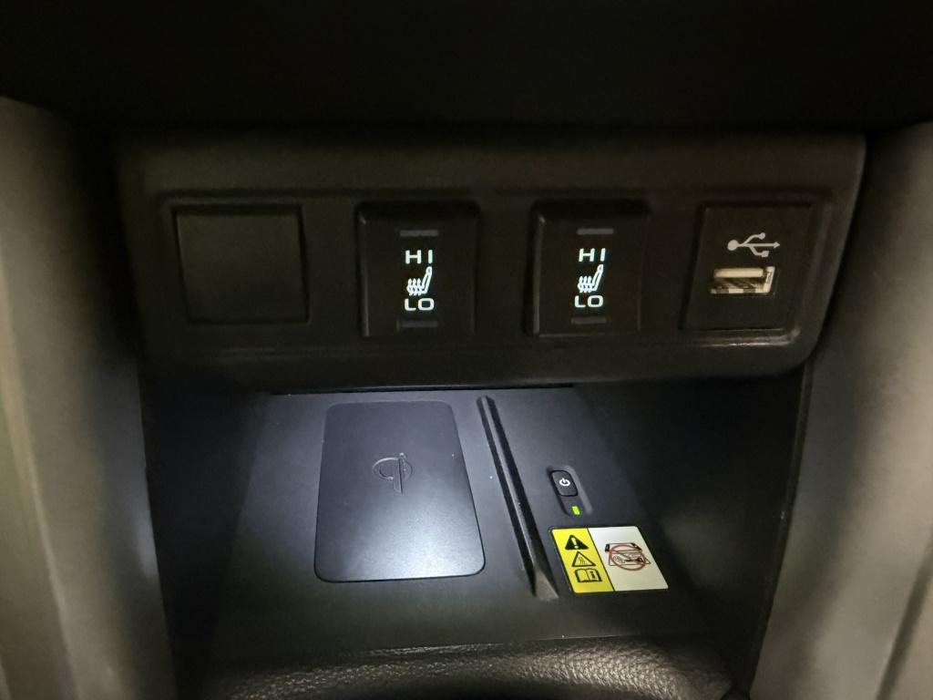 Toyota Corolla Cross 2.0 hp hybrid first ed| adap.cruise| stoel+stuur verw|