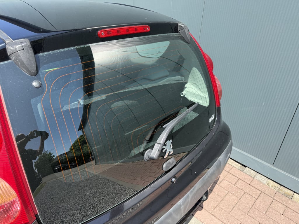 Peugeot 107 1.0-12v xs airco 3-drs