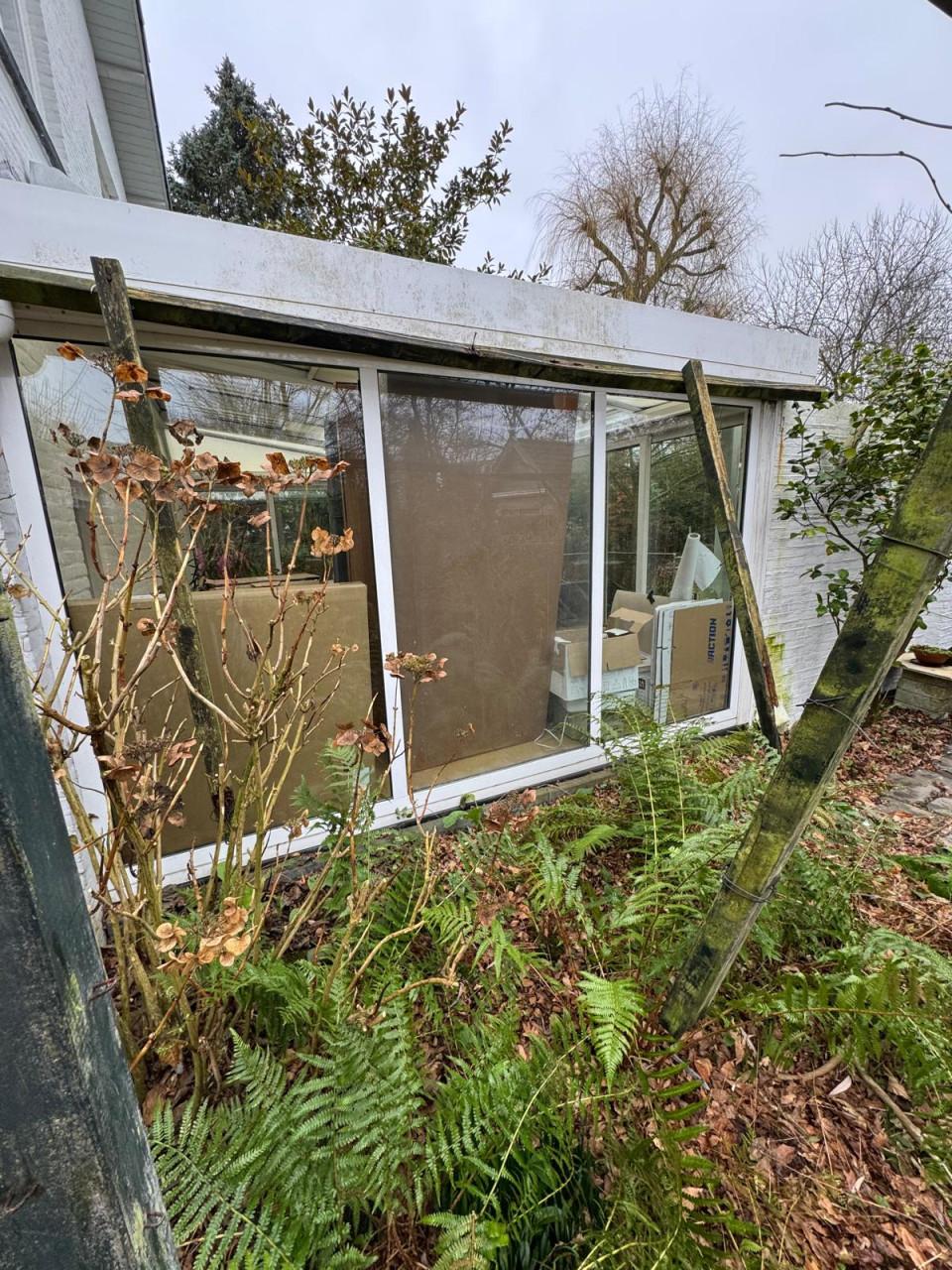 Serre 3500 x 5700 met elektrisch dakraam en zonnescherm