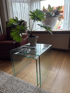Glazen bijzettafeltjes set
