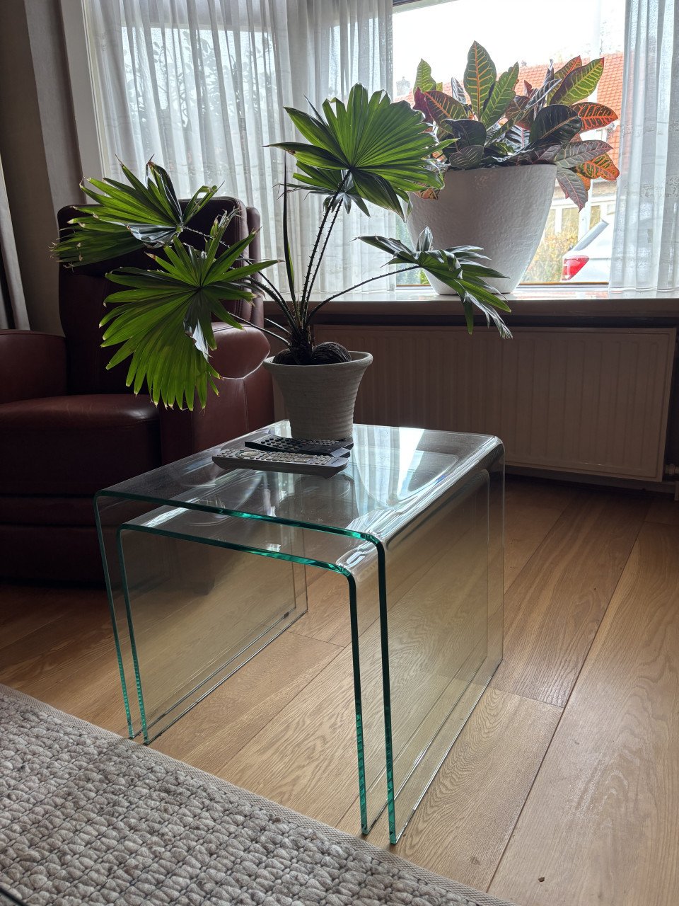 Glazen bijzettafeltjes set