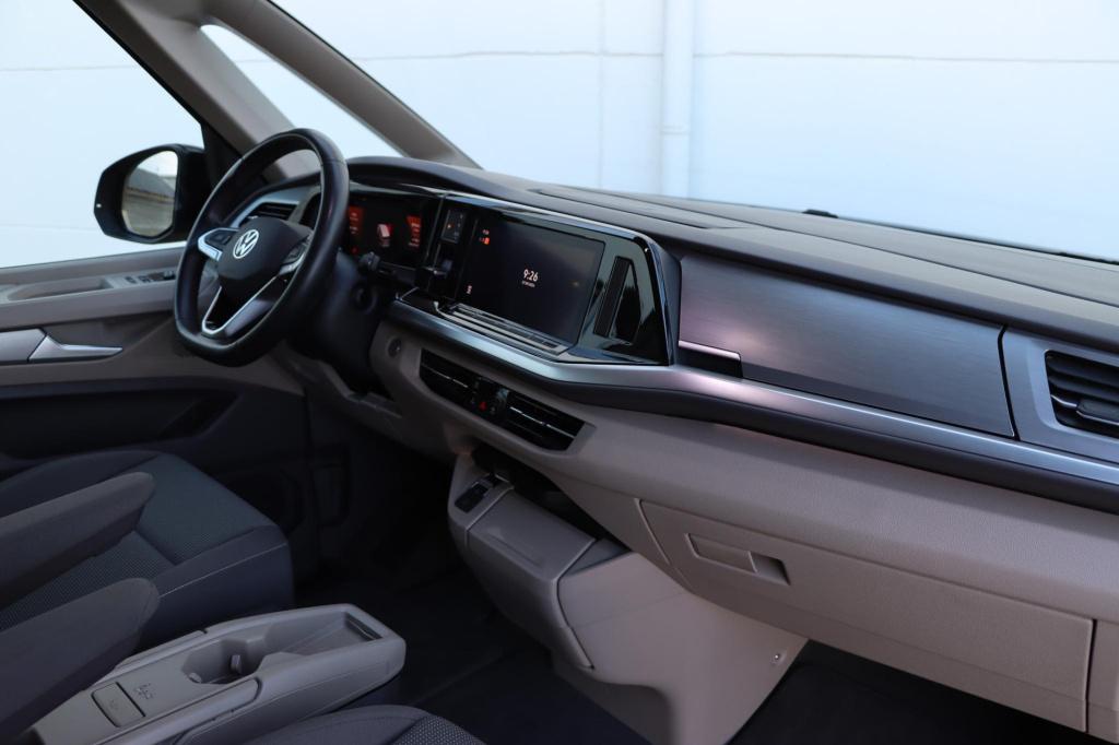 Volkswagen Multivan 1.4 ehybrid life 218pk dsg6 | soh 92,2% |
