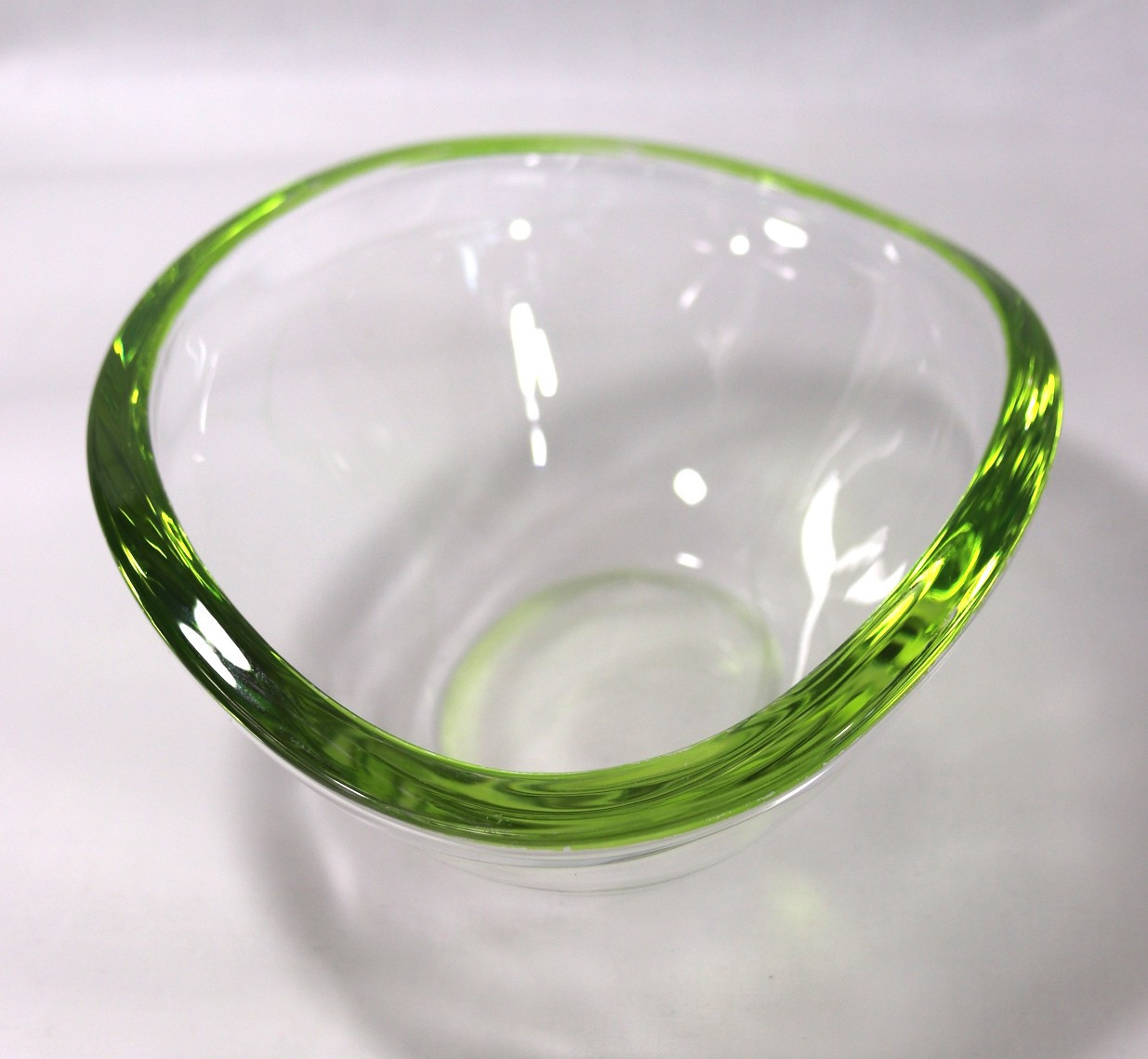 Anna groene glazen  schaal