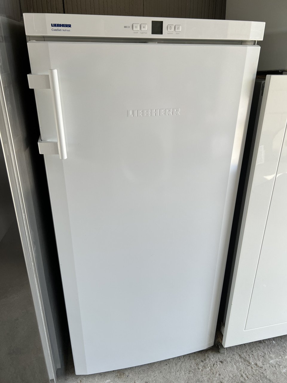 Bijna Nieuw! Liebherr Nofrost vrieskast 125x60 cm Inhoud Vriezer 187 liter