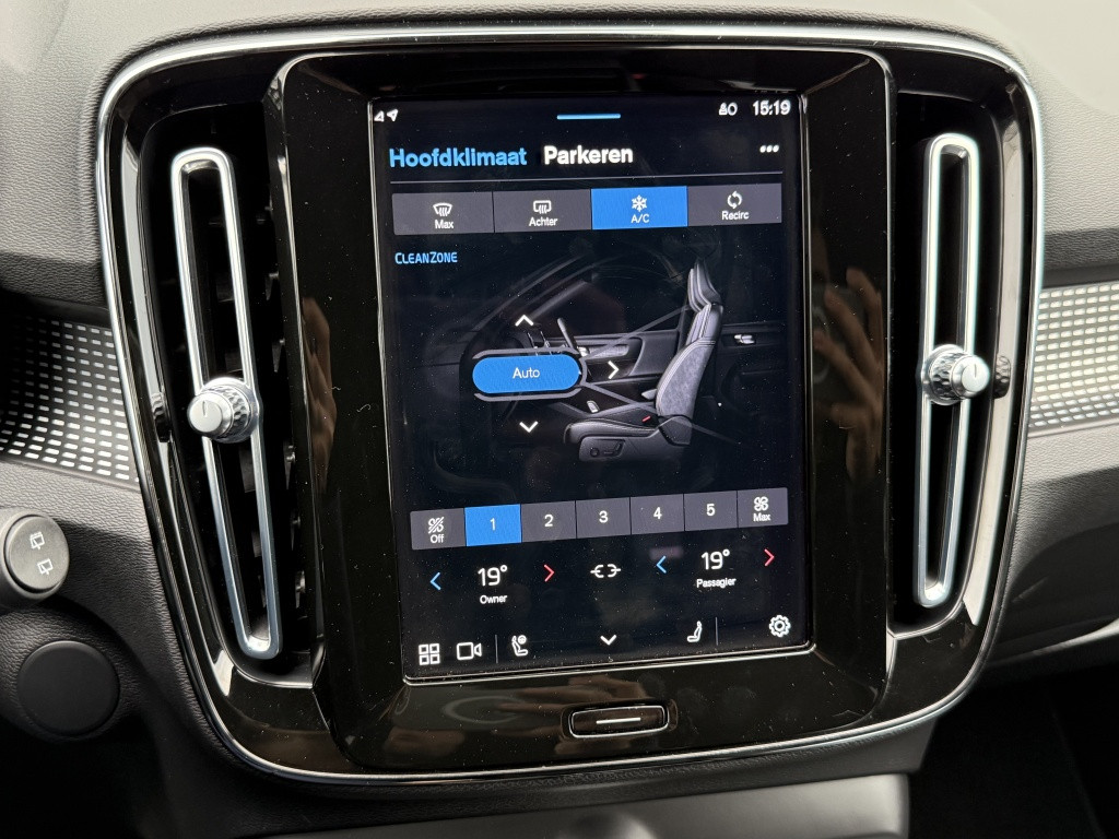 Volvo XC40 recharge twin plus 409pk 1e eigenaar