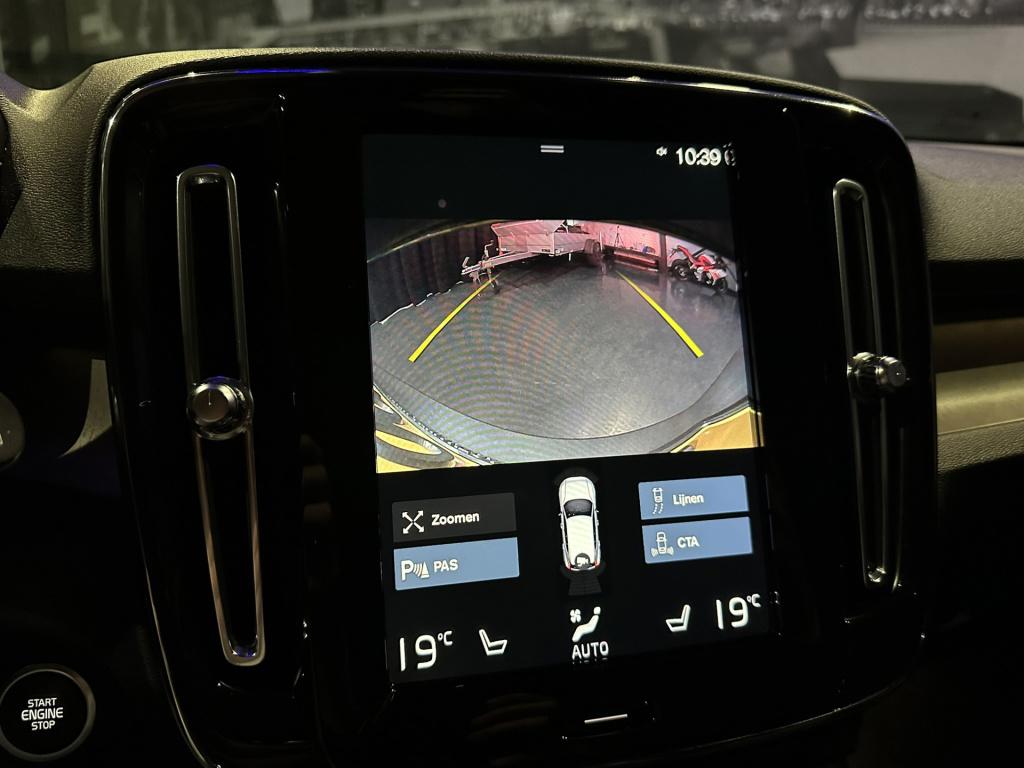 Volvo XC40 1.5 t4 recharge inscription expression *harmankardon*camera*