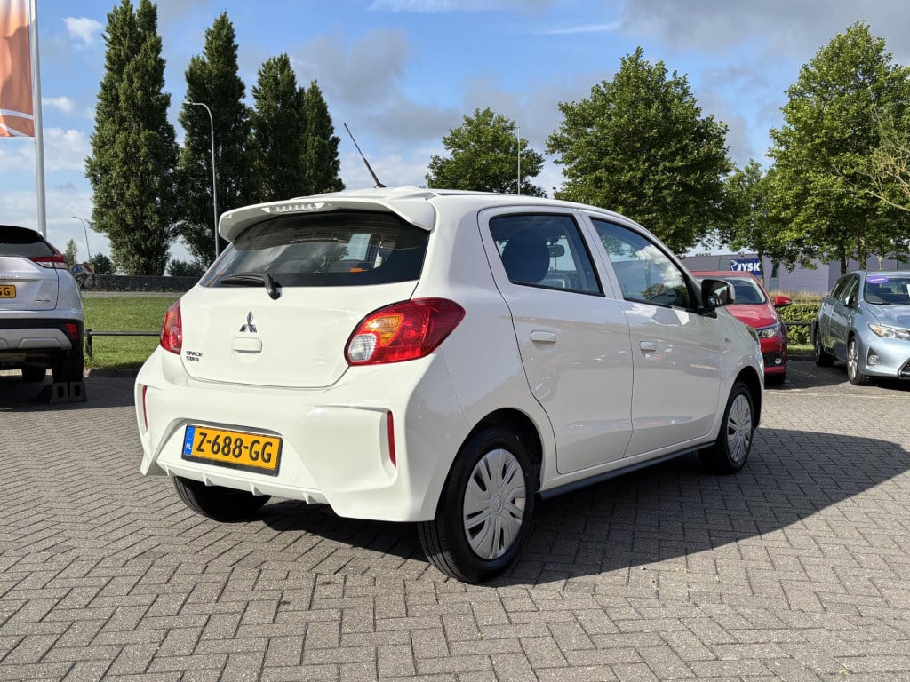 Mitsubishi Space Star 1.2 connect+ | apple carplay/android auto | aircondit
