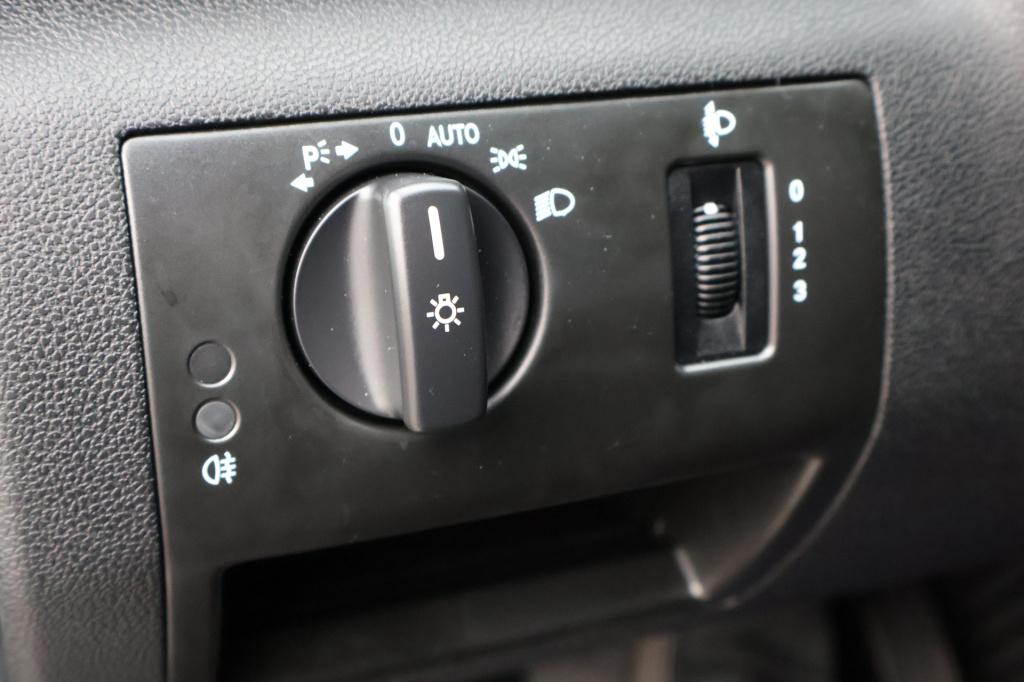 Mercedes-Benz A-Klasse 160 business class i automaat i tempomaat i airco i 