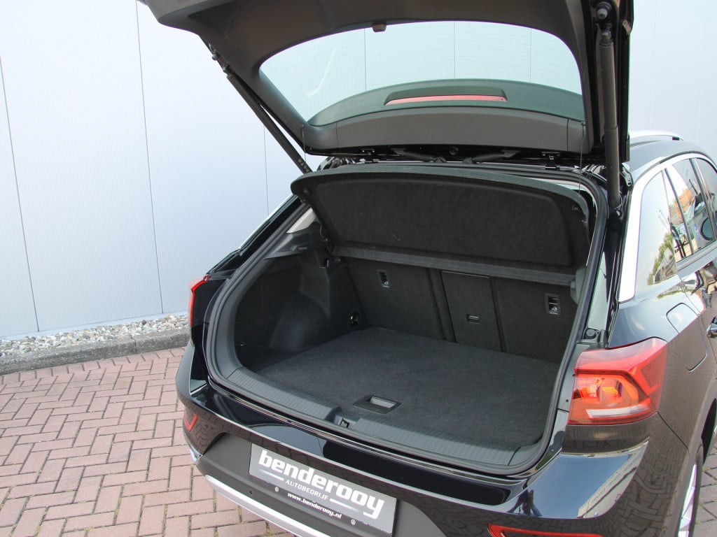 Volkswagen T-roc 1.5 tsi 150pk dsg style | private lease!