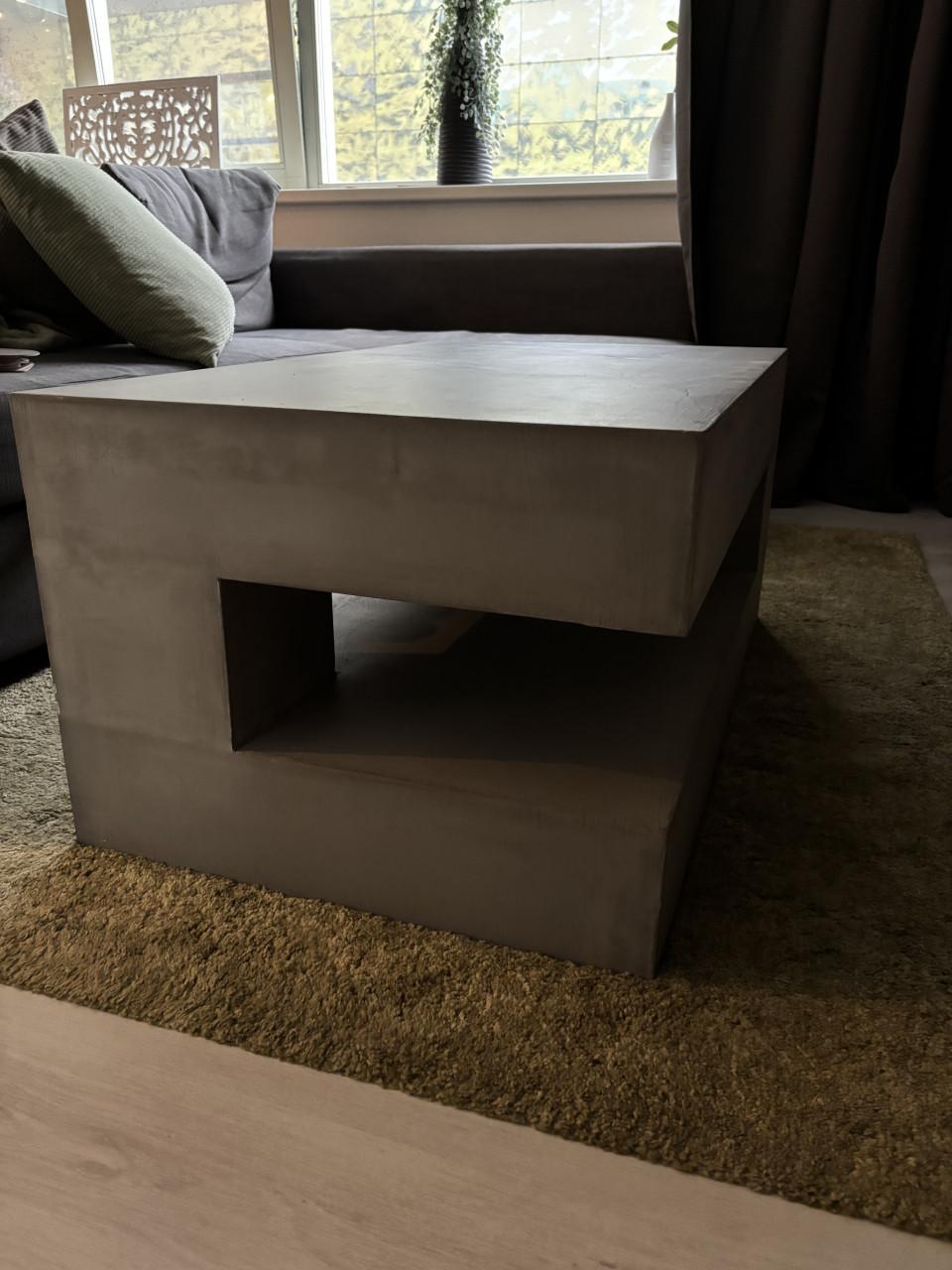 Meubelset betonlook (eetkamertafel, salontafel en tv meubel)