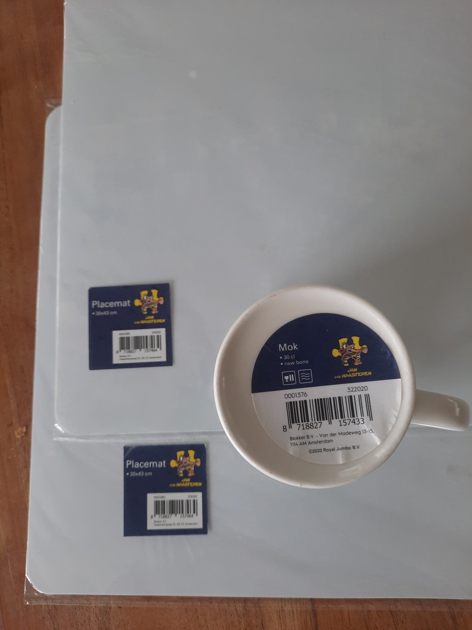 Jan van haasteren placemats (2 st) en mok. NIEUW