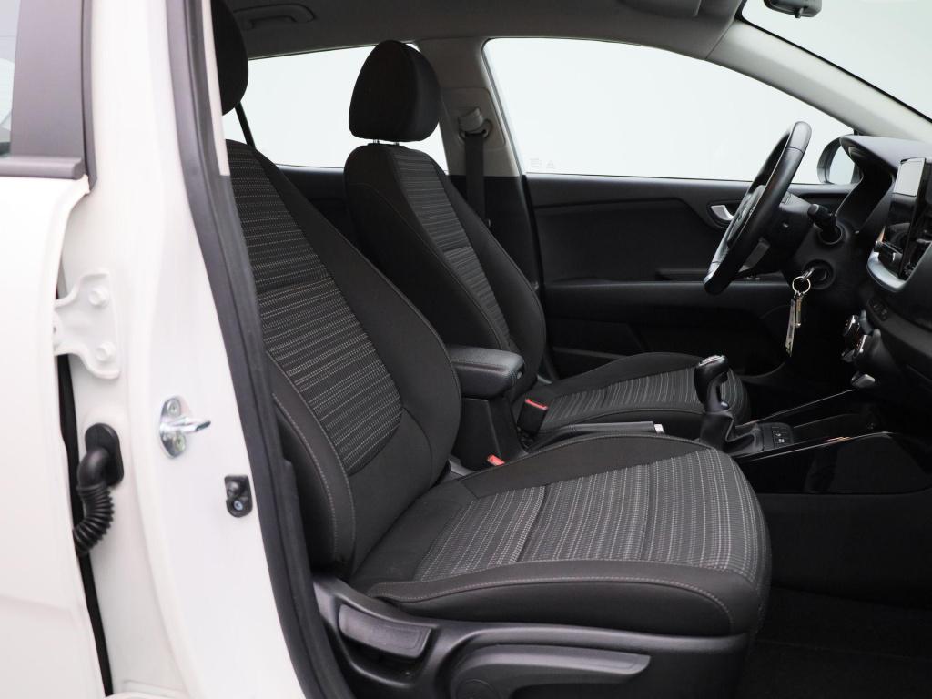 Kia Stonic 1.0 t-gdi mhev dynamicline | lmv | navigatie | parkeer sensoren 